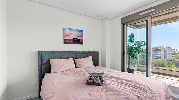 Penthouseleilighet med 3 soverom, stor takterrasse og panoramautsikt - Attraktive fellesområder med oppvarmet basseng