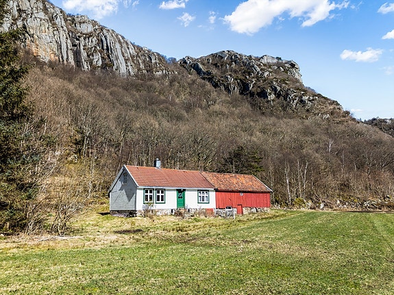 EiendomsMegler1 v/Kjetil Elle presenterer Elledalsveien 1070