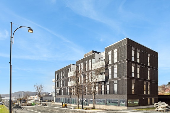 EIE eiendomsmegling ved Amrinder Singh har gleden av å presentere Sentrumsveien 10.