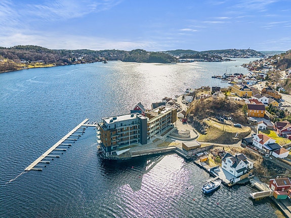 Støperiveien 16B presenteres av AKTIV eiendomsmegling ved Håkon Olsen.