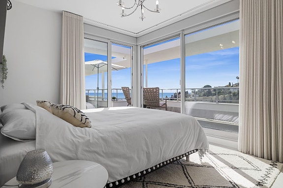 Eksklusiv penthouse med 4 soverom og spektakulær utsikt i Mijas Costa