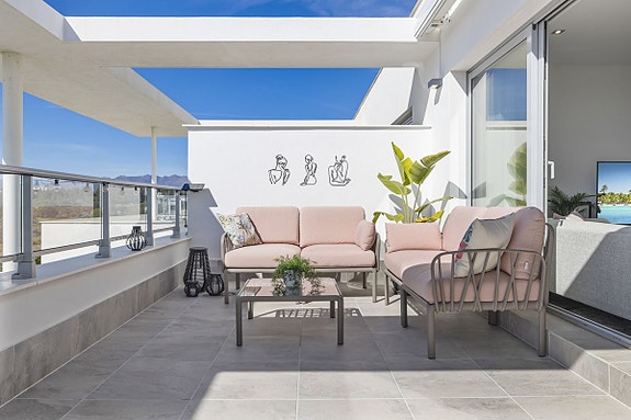 Eksklusiv penthouse med 4 soverom og spektakulær utsikt i Mijas Costa