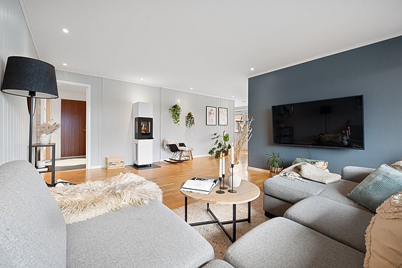 Velkommen til Østre Berg 5 presentert av EiendomsMegler 1 v/Sondre Grønning!