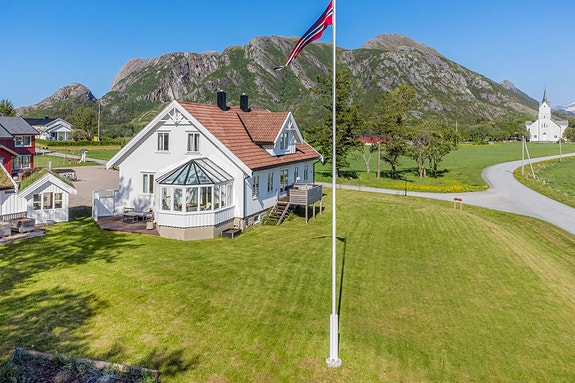 Velkommen til Sørveien 32. Ta kontakt for visning.