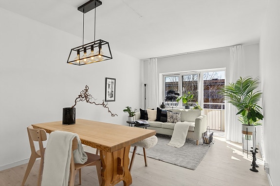 Velkommen til Grefsenveien 30C. Høyt, fritt og solrikt på Sandaker/Sagene!