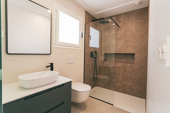 Nøkkelferdig villa | Privat basseng og takterrasse | Romslig planløsning - 3 soverom og 3 bad