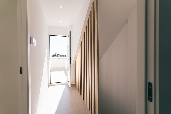 Nøkkelferdig villa | Privat basseng og takterrasse | Romslig planløsning - 3 soverom og 3 bad