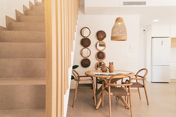 Luksuriøs villa med privat basseng og takterrasse | Romslig planløsning - 3 soverom og 3 bad