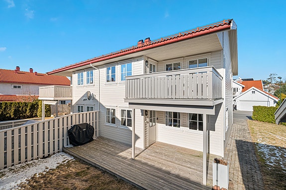 Leinæs & Partners v/Anders Fremmerlid Glasø har gleden av å presentere Torpesvingen 28!