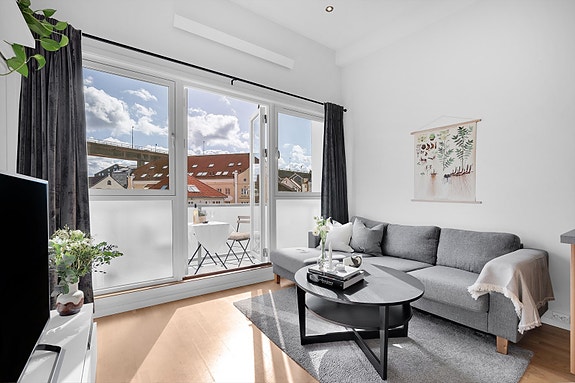 Notar v/Lillian Tunge har gleden av å presentere en innbydende leilighet like ved Stavanger sentrum