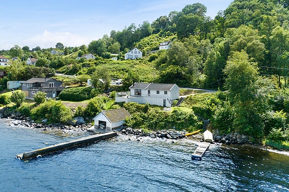 Velkommen til Likaiveien 109 v/ Veronica Berge Olsen, Eiendomsmegler Vest.