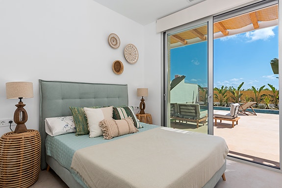 Ferdig til sommeren 25 | Nydelig villa i middelhavsstil | 3 romslige soverom | Fantastisk uteområdet med privat basseng