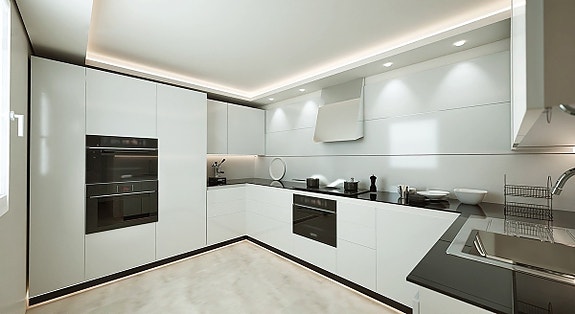 KUPP! 5 soverom rekkehus | Sydvendt | Nær strand og Puerto Banús!