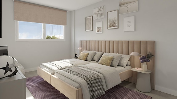 Ny leilighet | 4 soverom | Gå til strand | Flott fellesområde med hage og basseng | Parkering og bod