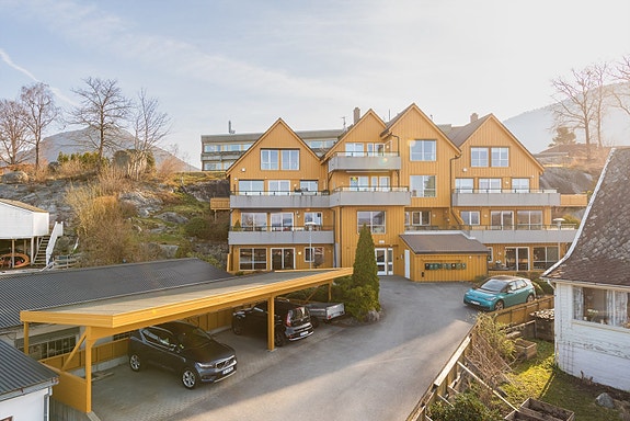 Eiendomsmegler Vest v/ Runar Fiskå har gleden av å presentere Direktør Poulsonsgate 45B!
