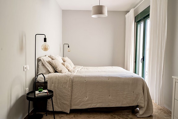 Strandnær penthouse med 3 soverom - To solrike terrasser og sjøutsikt | Perfekt som feriebolig og utleieobjekt