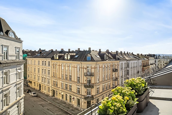 Velkommen til Odins gate 12A - En lys, luftig og påkostet 3-roms m/ solrik terrasse