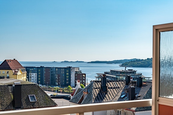 Velkommen til Johan Sverdrupsgate 4B! Lettstelt leilighet i sentrum av Larvik.