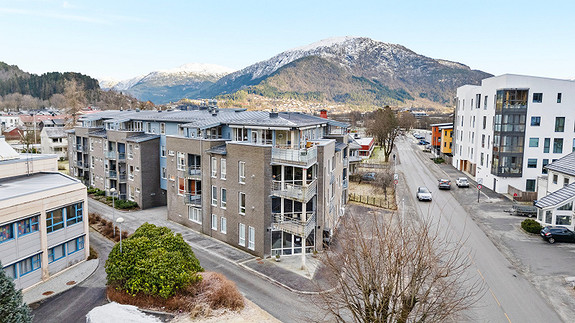 Lindbøen 2 v/Fjordane Eiendomsmegling