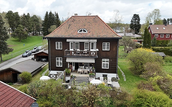 Velkommen til Risbakken 4A - Svært innbydende villaeiendom med en ettertraktet beliggenhet på Ris/Vinderen.