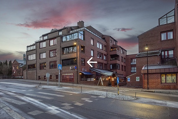 - Velkommen til Hjertnespromenaden 25 B -