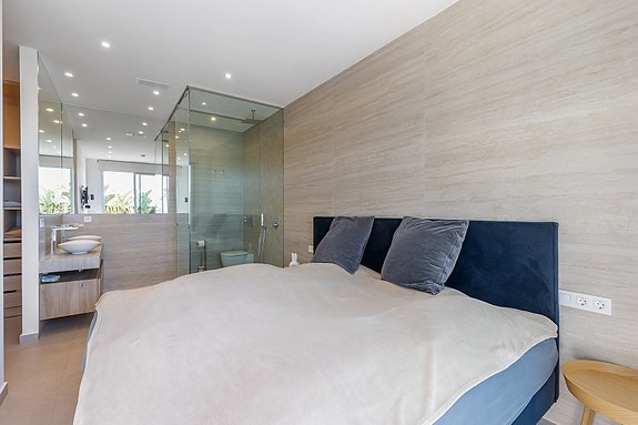 Moderne villa med middelhavspreg | Privat basseng og takterrasse | Sørvestvendt