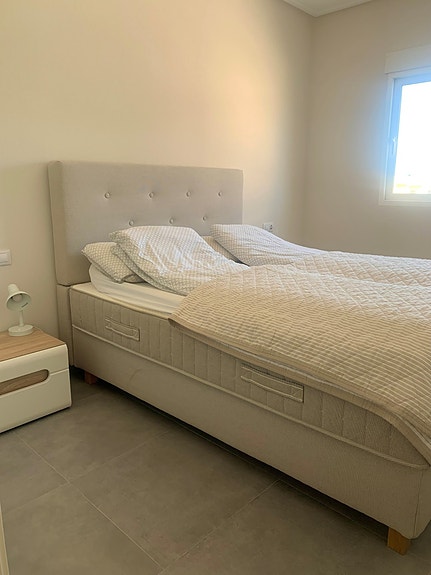 Hjørne-rekkehus med privat basseng - 200m2 uteplass - Lukket kompleks - Gangavstand til restauranter