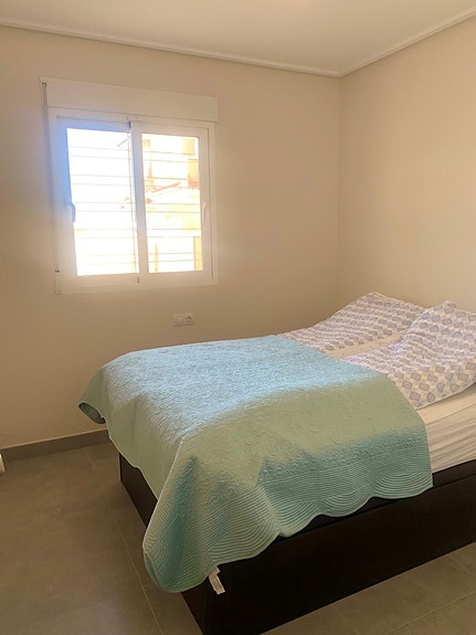 Hjørne-rekkehus med privat basseng - 200m2 uteplass - Lukket kompleks - Gangavstand til restauranter