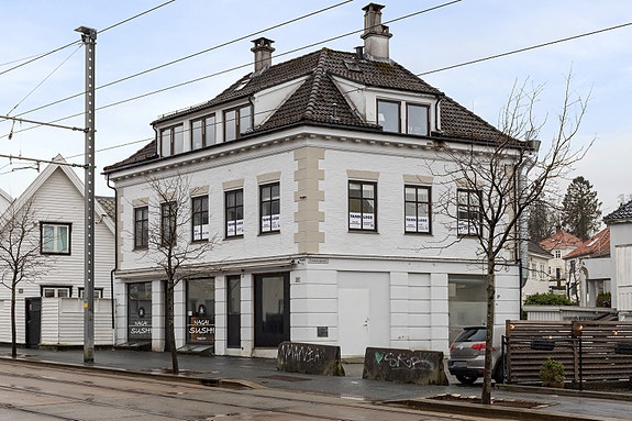EIE eiendomsmegling presenterer Inndalsveien 49A ved Eivind Kalve og Frode Hauge