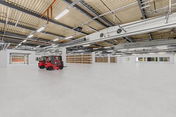 Store lagerhaller tilgjengelig for leie i Industriveien!