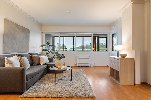 Velkommen til Austmannavegen 9b - En flott 3-roms leilighet med sørvendt beliggenhet.