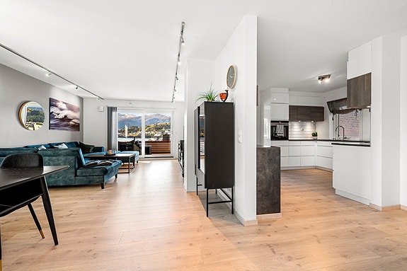 Velkommen til Kirkegata 33B!