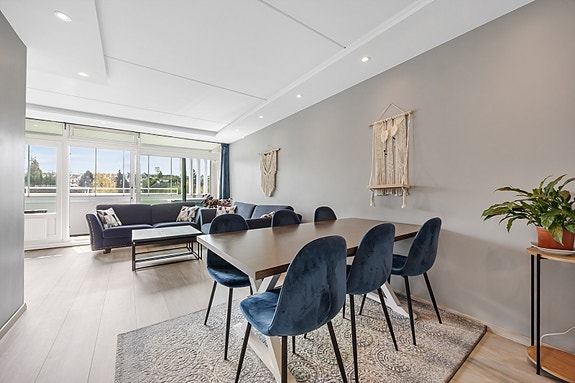 Lokalmegler Awet Tella v/ EiendomsMegler 1 har gleden av å presentere Ole Brumms vei 22!