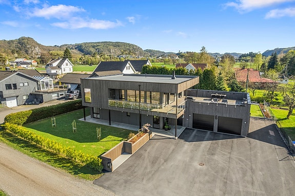 Aktiv Eiendomsmegling ønsker velkommen til Moneveien 6!