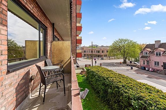 Velkommen til Bentsegata 21 - Presentert av Blenor Hadergjonaj v/Krogsveen Sagene!