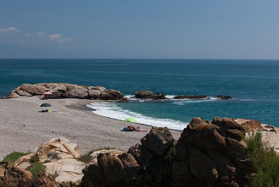 Luksuriøs toppleilighet over to plan | Første linje mot stranden   med spektakulær utsikt mot havet