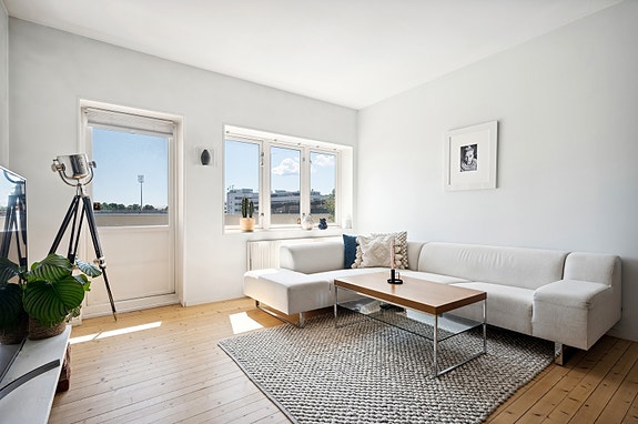 Innbydende stue med gode møbleringsmuligheter