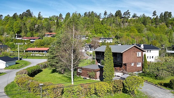Velkommen til Husarveien 40 - Presentert av Håkon Dybvad hos Aktiv Asker.