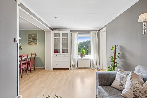 EIE Eiendomsmegling v/ Aleen Bajwa har gleden av å presentere Vestre Hurdalsveg 28!