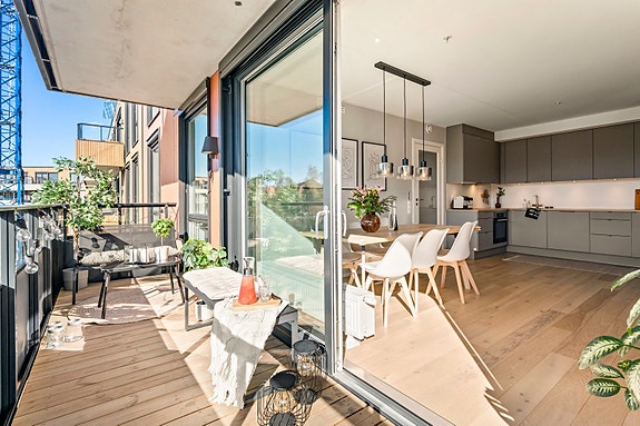 Velkommen til Sigurd Hoels vei 8 - Presentert av Emir Resulbegovic i Privatmegleren Panorama