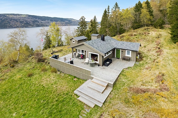 Velkommen til Nesset 323!