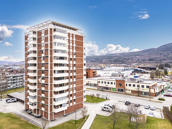 Velkommen til Betzy Kjelsbergs vei 228 - Presentert av Kristian Ruud i Eiendomsmegler 1 Modum