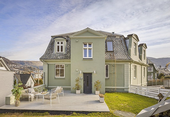 - Rogagaten 19 presentert av PrivatMegleren v/ Olav Fretland -