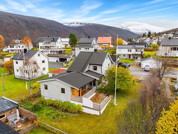 Velkommen til Gausdalsvegen 3 - Presentert av Håkon Hansen!