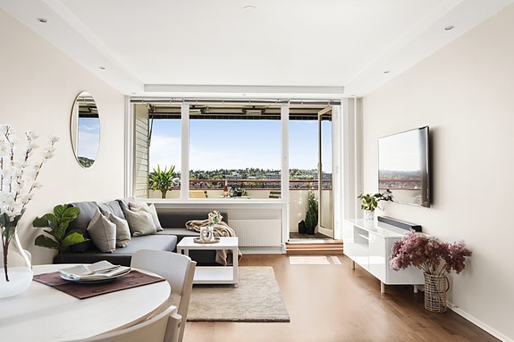 PrivatMegler Stefan Safri ønsker velkommen til Rugveien 44