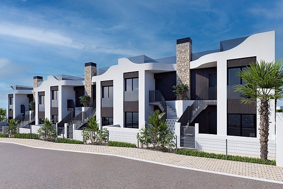 Hjørne-Toppleilighet! Stor takterrasse  | Flott fellesområde | Parkering