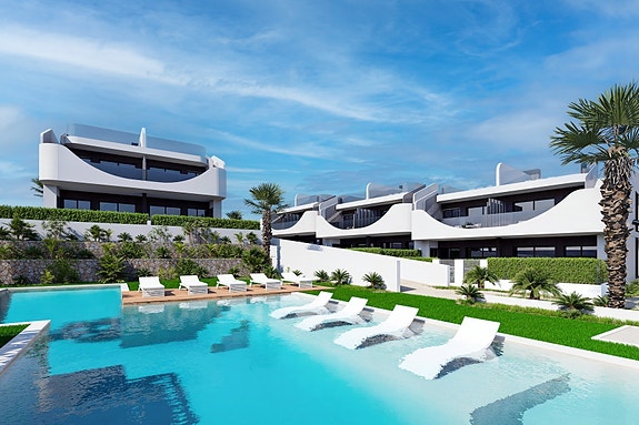 Hjørne-Toppleilighet! Stor takterrasse  | Flott fellesområde | Parkering