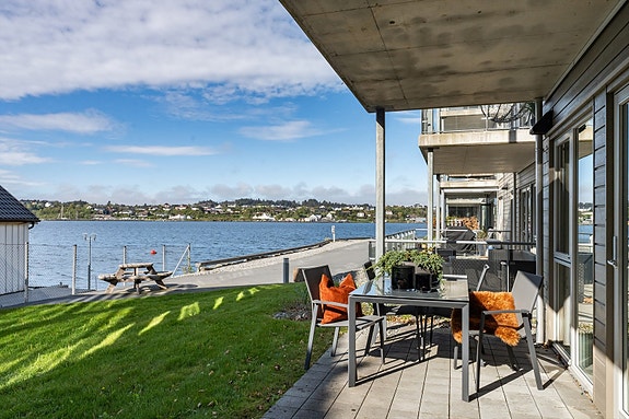 Velkommen til Gloppegata 27!! Fin utsikt mot Karmsundet