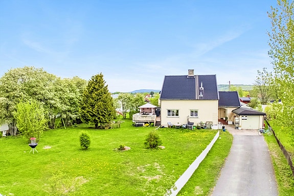 Velkommen til Libergvegen 11, et godt hjem for både liten og stor!