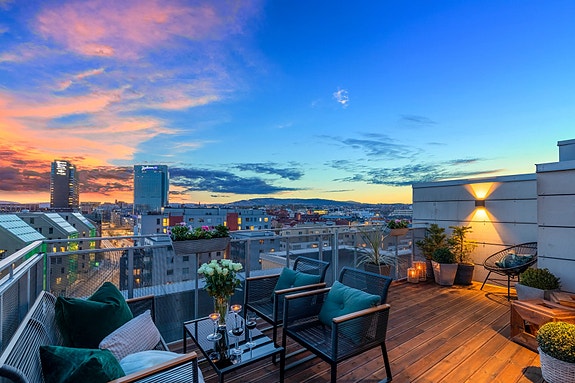 Topp- og endeleilighet i Platous gate 33 presentert av Henrik Nylænder Nilsen v/PrivatMegleren Komplett